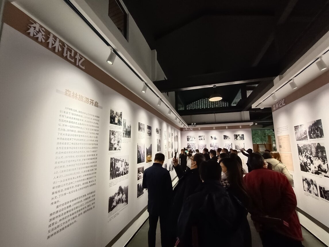 參展。  鄧道理  攝